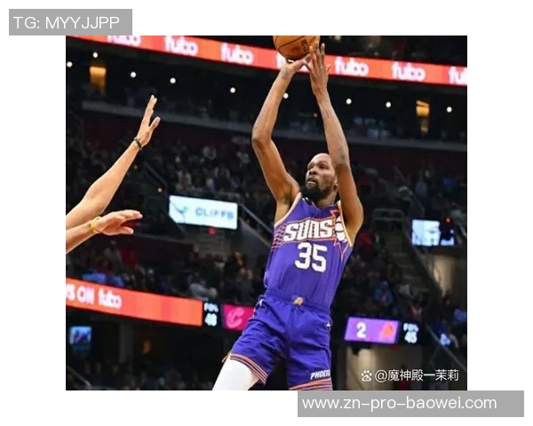 杜兰特遭遇防守夹击频频失误全场仅得24分1篮板2助攻表现不佳