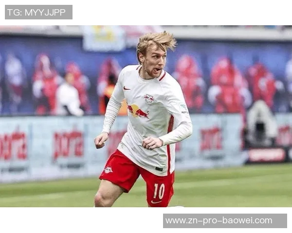 姆伯莫社交媒体分享庆祝照表达平局失望但仍为扳平比分感到欣慰 姆伯莫社交媒体分享庆祝照表达平局失望但仍为扳平比分感到欣慰