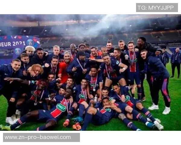 进球大战再掀高潮马尤卢闪耀巴黎3比3追平斯特拉斯堡